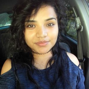 Meet your Posher, Elena